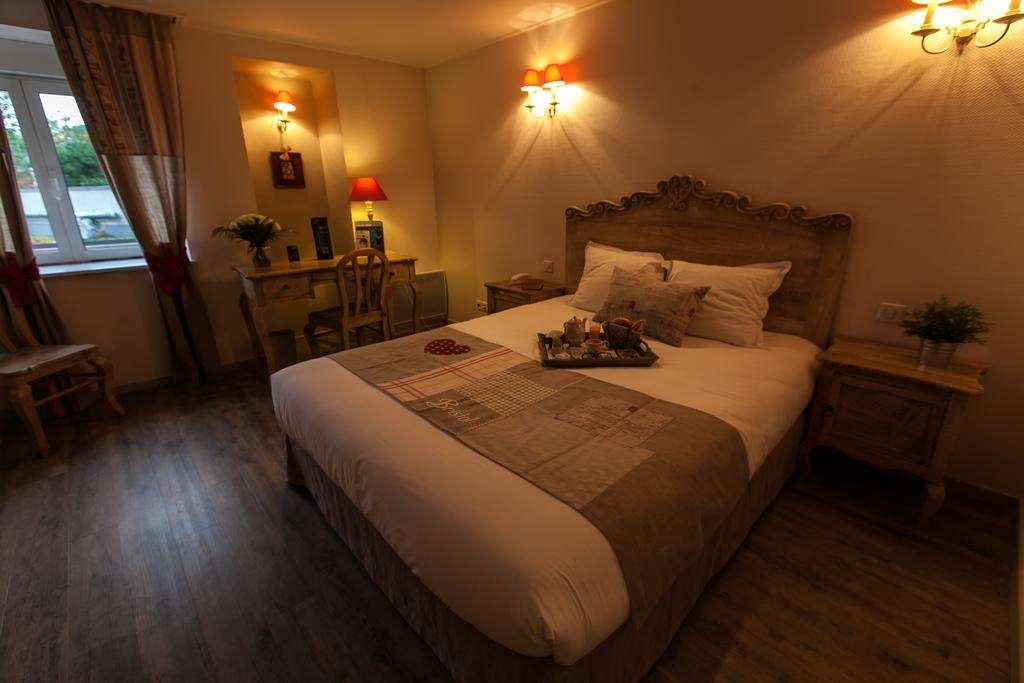 Brit Hotel Bristol Montbéliard Centre Kamer foto